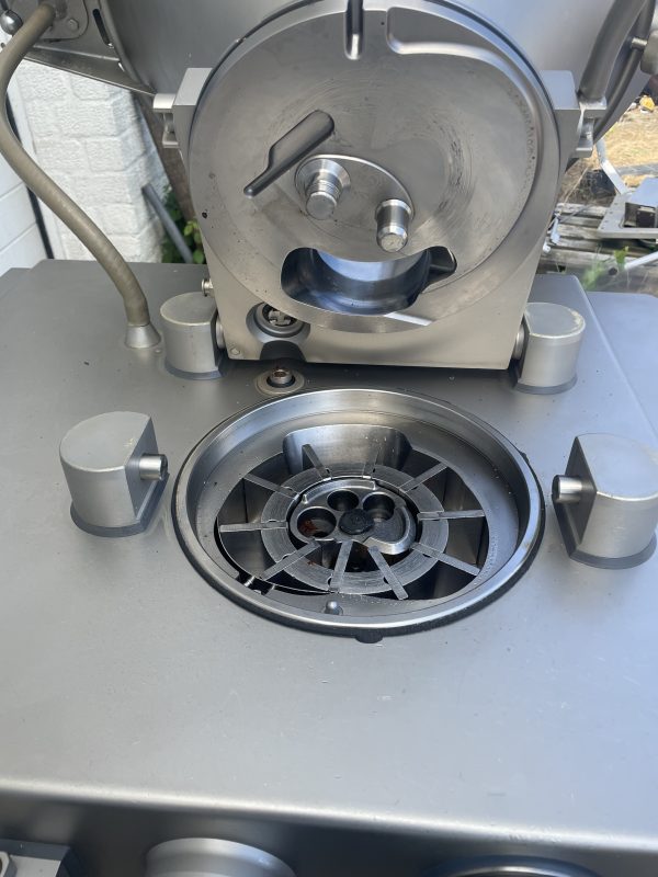 HANDTMANN VF 610 PLUS - Afbeelding 2